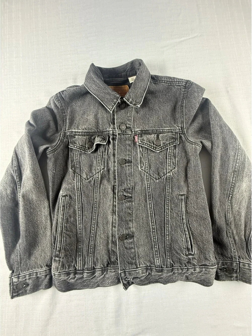 Levis Black Denim Trucker Jacket Mens Small Button Front Cotton Jean Jacket USA